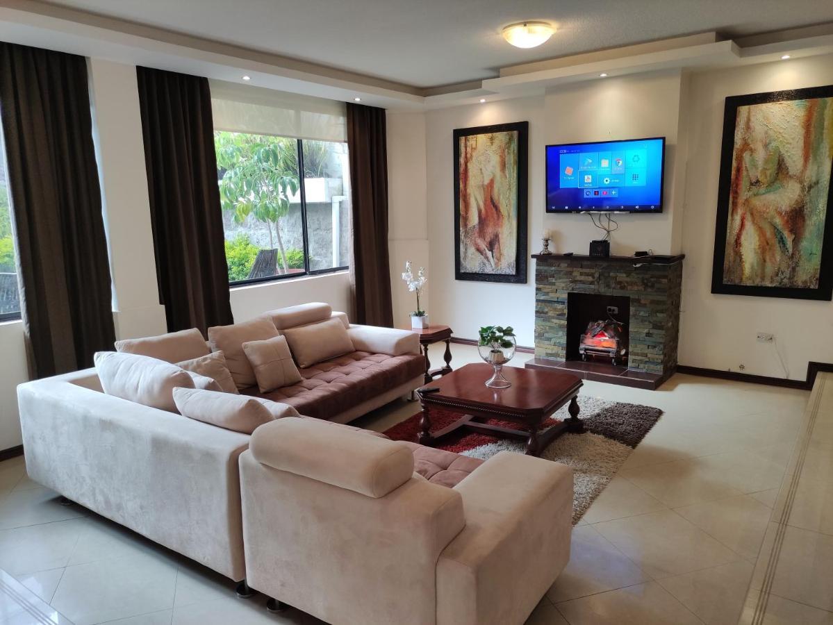 Hospedaje En Quito Norte, Apartamento & Suite Independientes Extérieur photo
