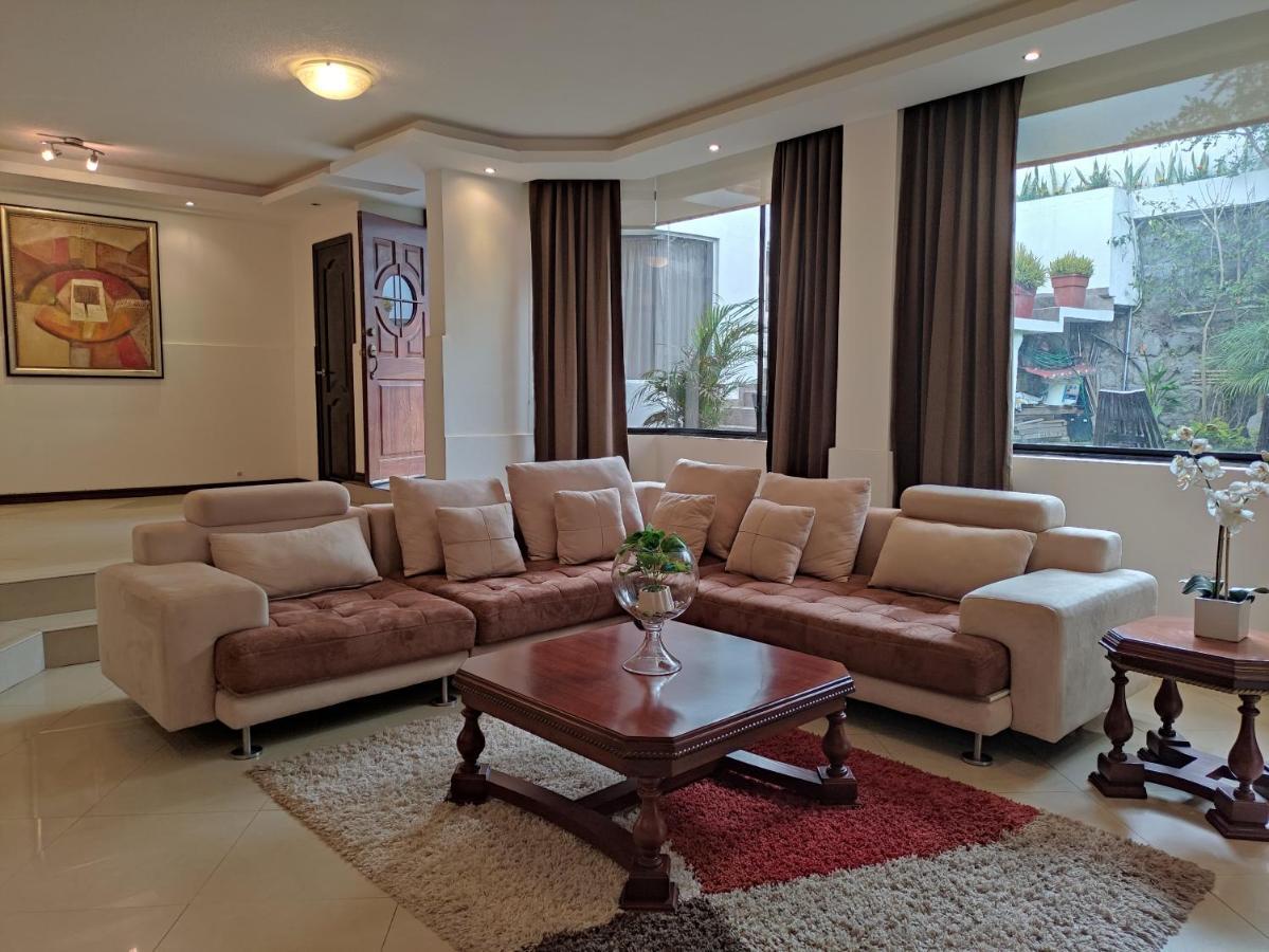 Hospedaje En Quito Norte, Apartamento & Suite Independientes Extérieur photo